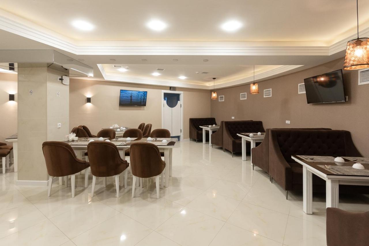 Tantana Hotel Fergana Exterior foto